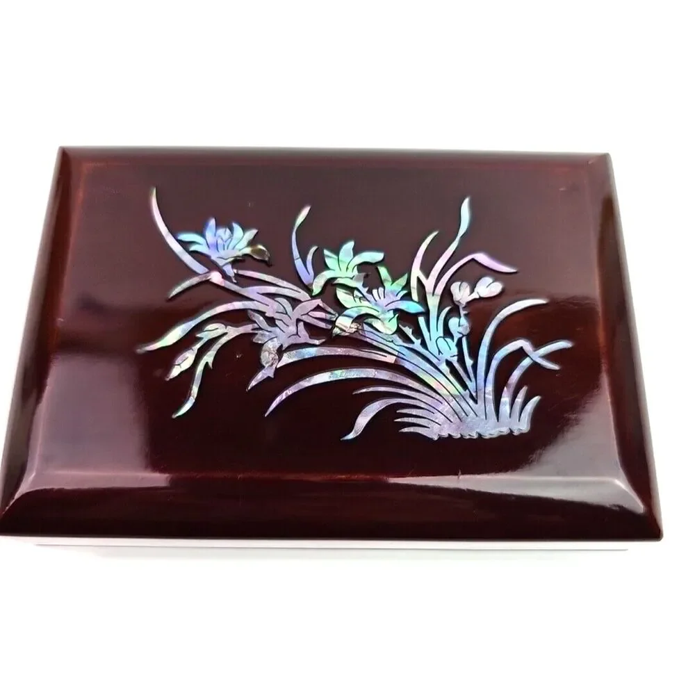 Inlaid Mother Pearl Abalone Shell Jewelry Dark Brown Lacquered Box Lidded 5.25in